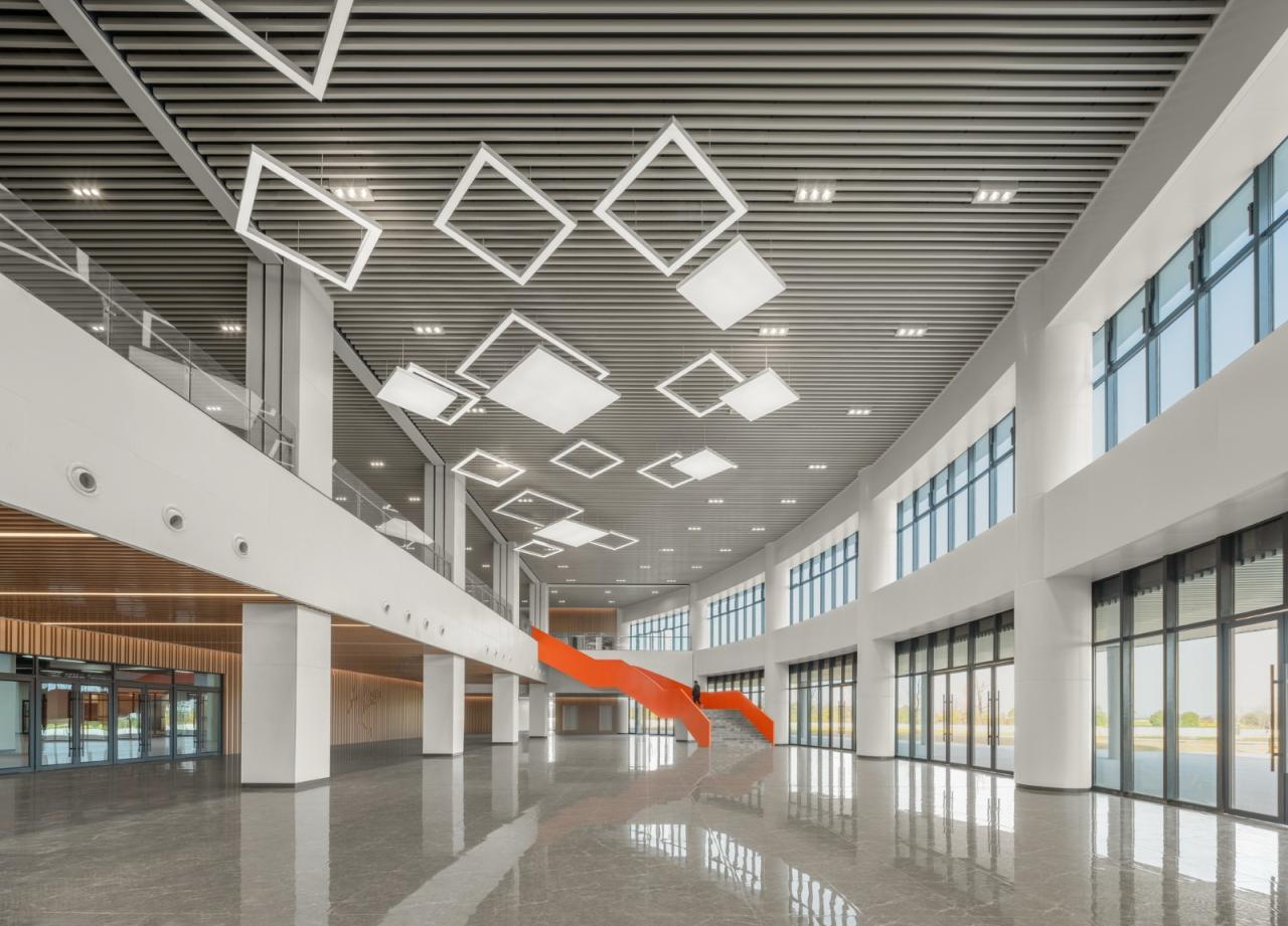 BIM建筑|襄阳全民体育运动中心 / 中南建院墨水尺工作室