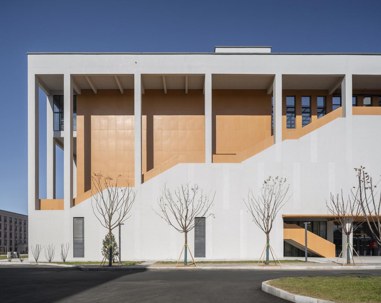 BIM建筑|烟台城市科技职业学院二期 / 超城建筑