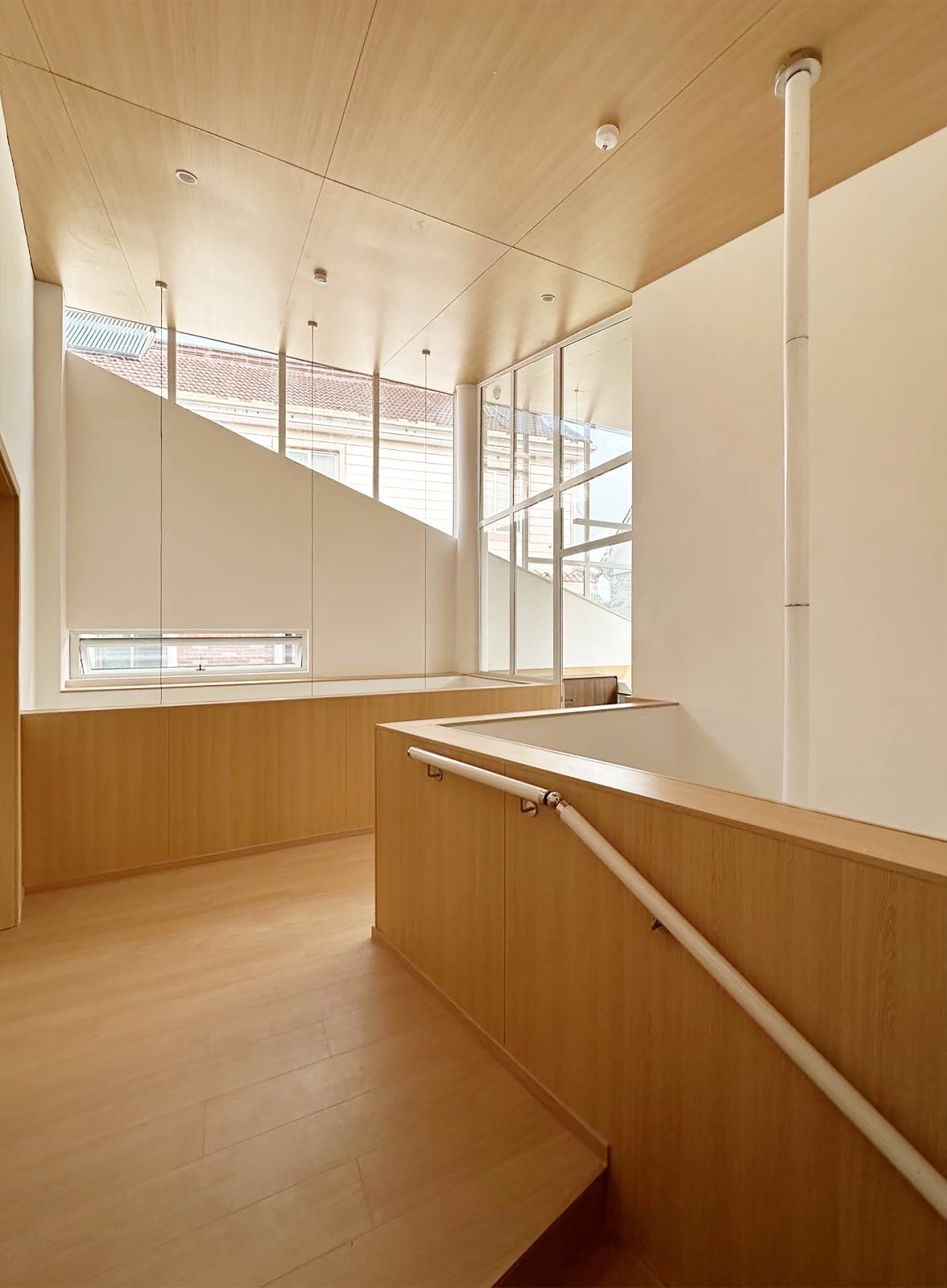 BIM建筑|何家村老年之家 / 由牧建筑