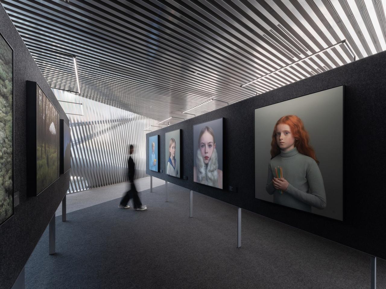 BIM建筑|大疆旗舰店 / 万社设计