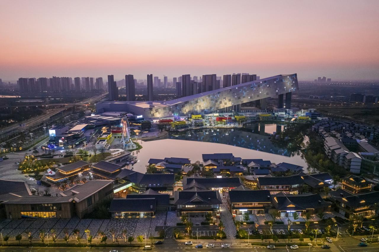 BIM建筑|武汉甘露山国际滑雪场 / CLOU 柯路建筑