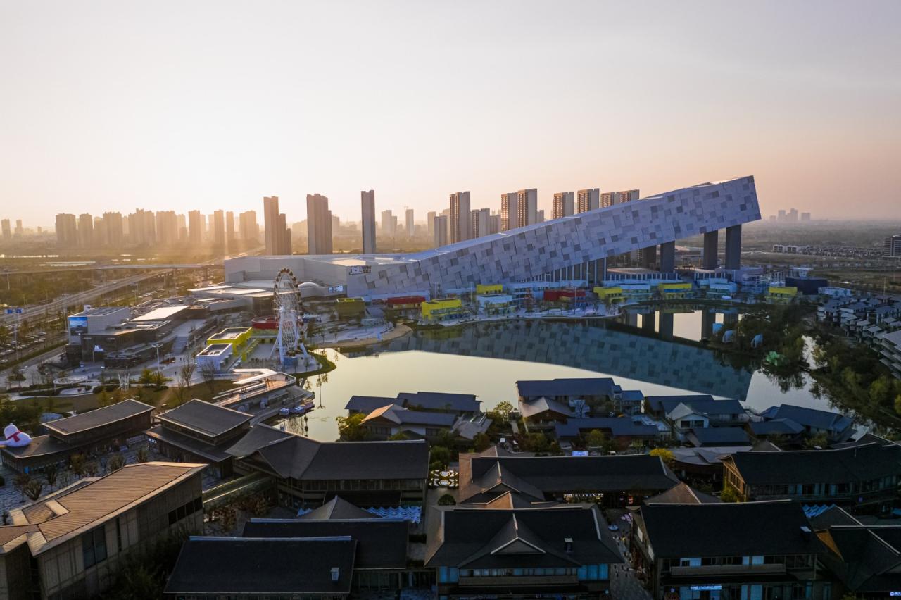 BIM建筑|武汉甘露山国际滑雪场 / CLOU 柯路建筑