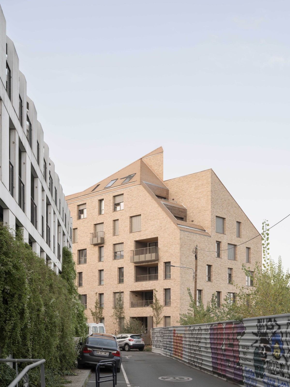 BIM建筑|B09 建筑岛 / urbanmakers + Selva & Maugin Architectes