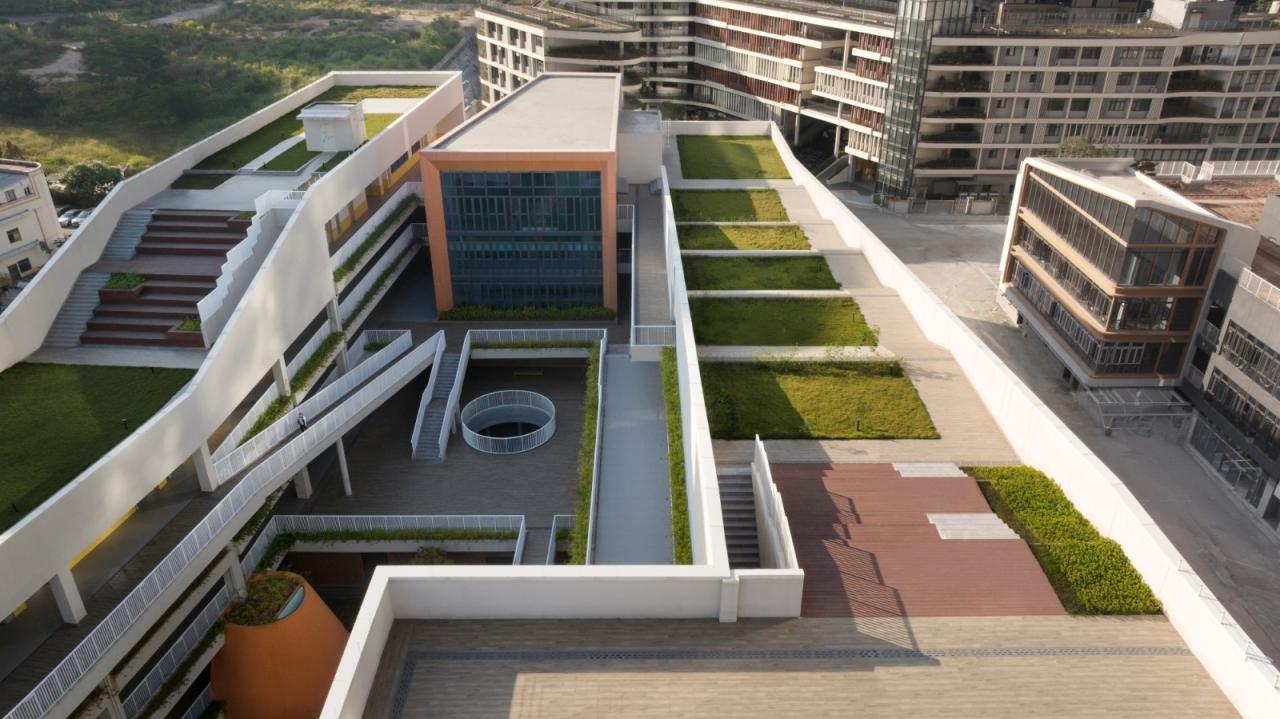 BIM建筑|深圳市龙华区清泉外国语学校初中部 / 一境建筑设计