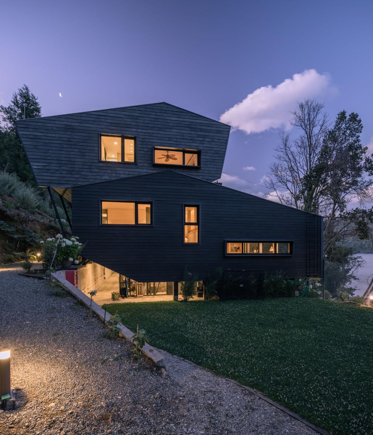 BIM建筑|纳蒙卡休小屋 / Schwember García-Huidobro Arquitectos