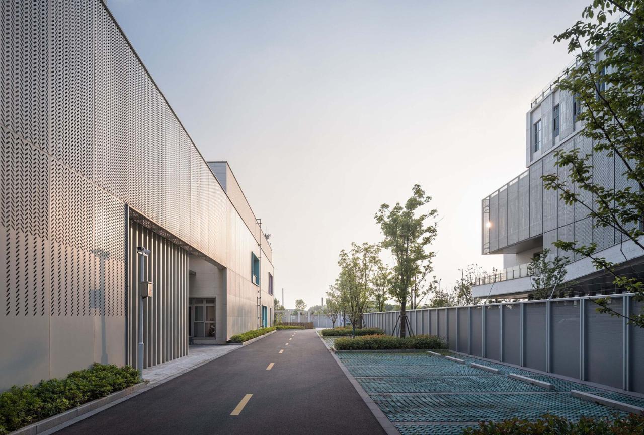 BIM建筑|靖江滨江新城长阳邻里中心 / 南大建筑钟华颖工作室