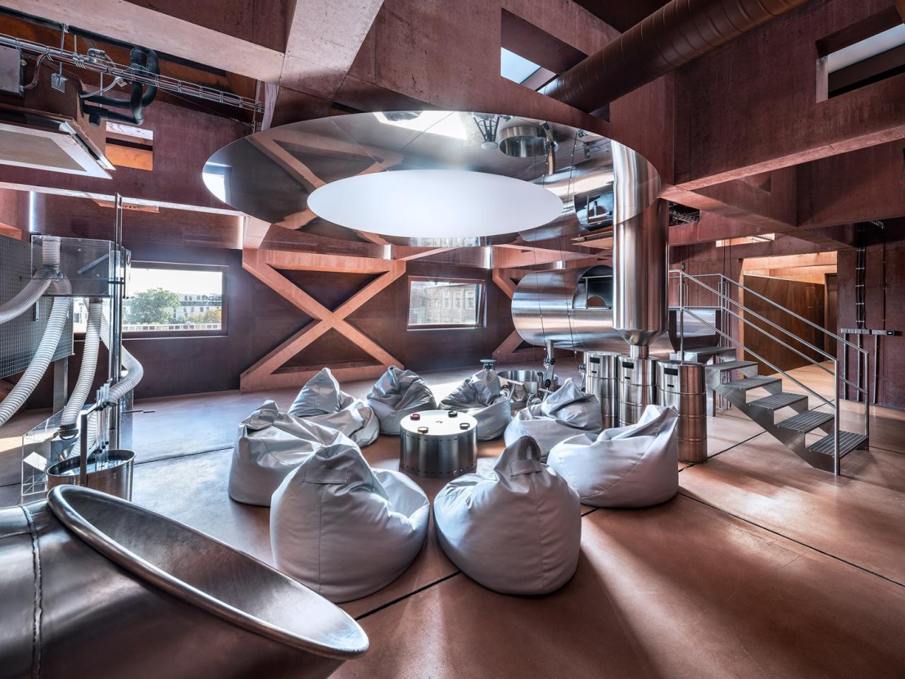 BIM建筑|帕尔杜比采 GAMPA、Sféra 建筑群与自动化工厂公共空间 / Šépka architekti