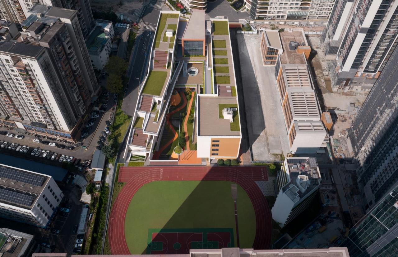 BIM建筑|深圳市龙华区清泉外国语学校初中部 / 一境建筑设计