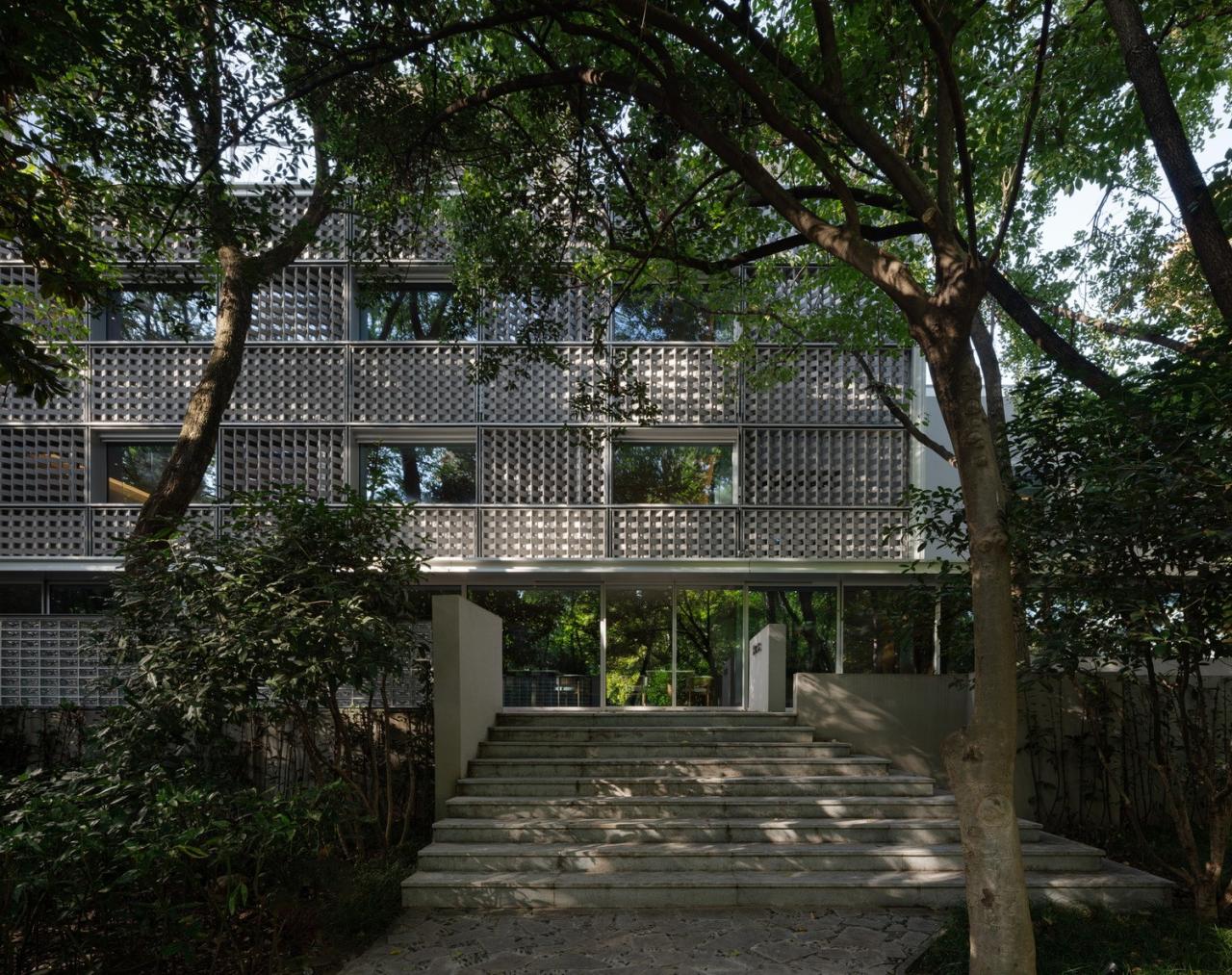 BIM建筑|南京鼓楼锦上 OCC 餐厅 / BUZZ 建筑事务所