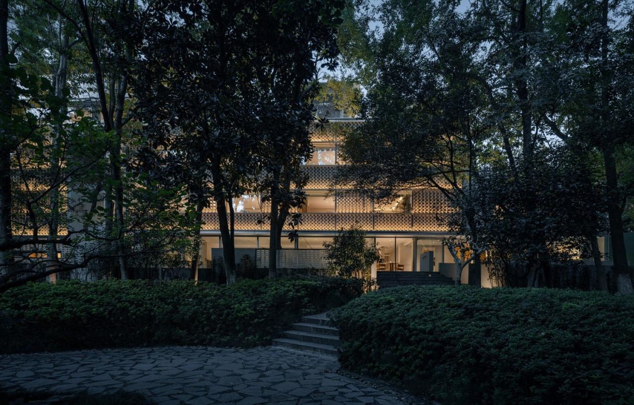 BIM建筑|南京鼓楼锦上 OCC 餐厅 / BUZZ 建筑事务所