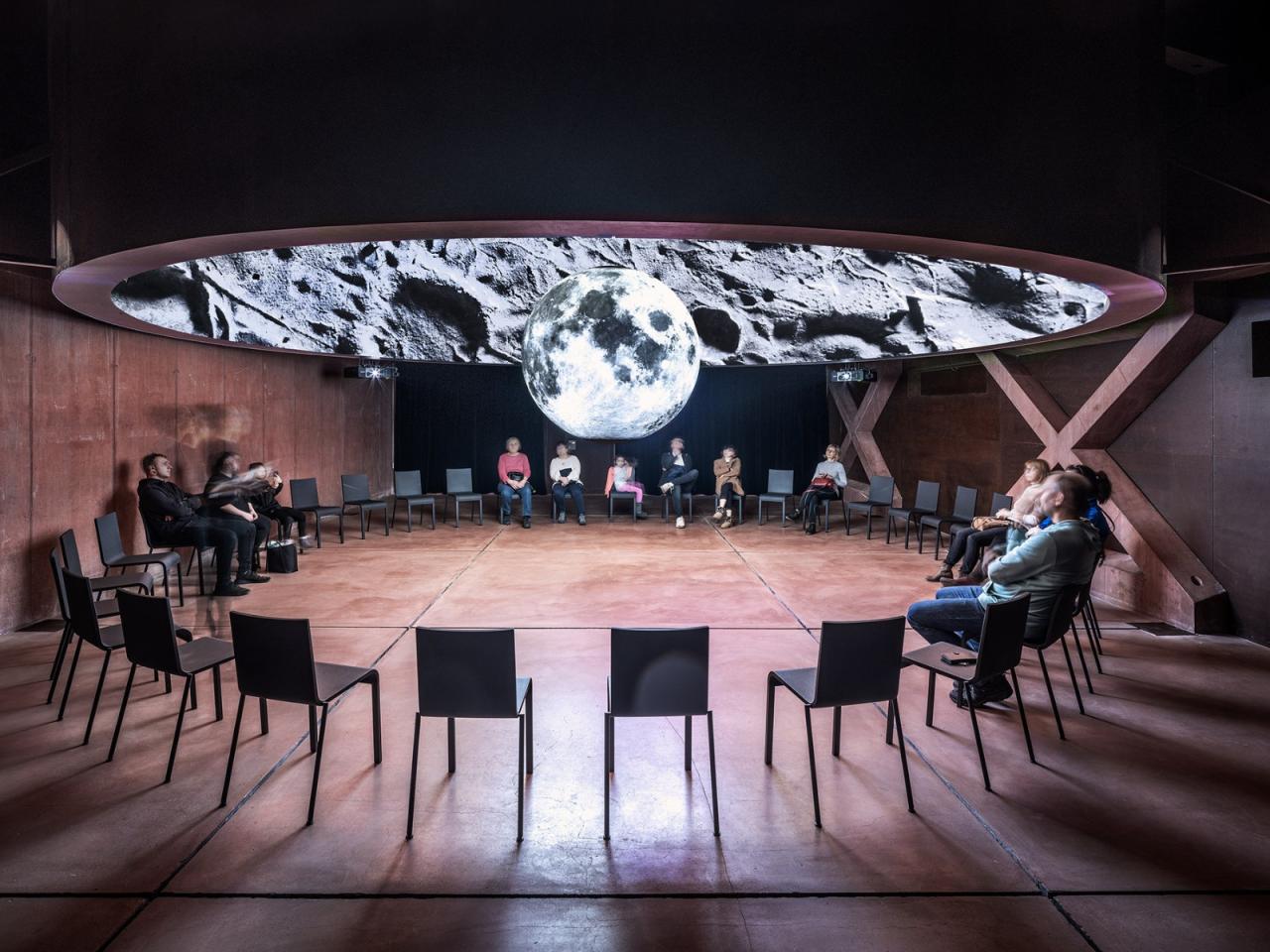 BIM建筑|帕尔杜比采 GAMPA、Sféra 建筑群与自动化工厂公共空间 / Šépka architekti