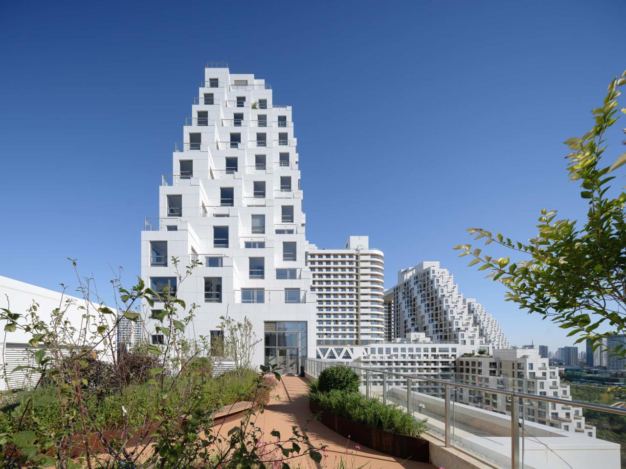 BIM建筑|秦皇岛海碧台二期全线建成 / 萨夫迪建筑事务所