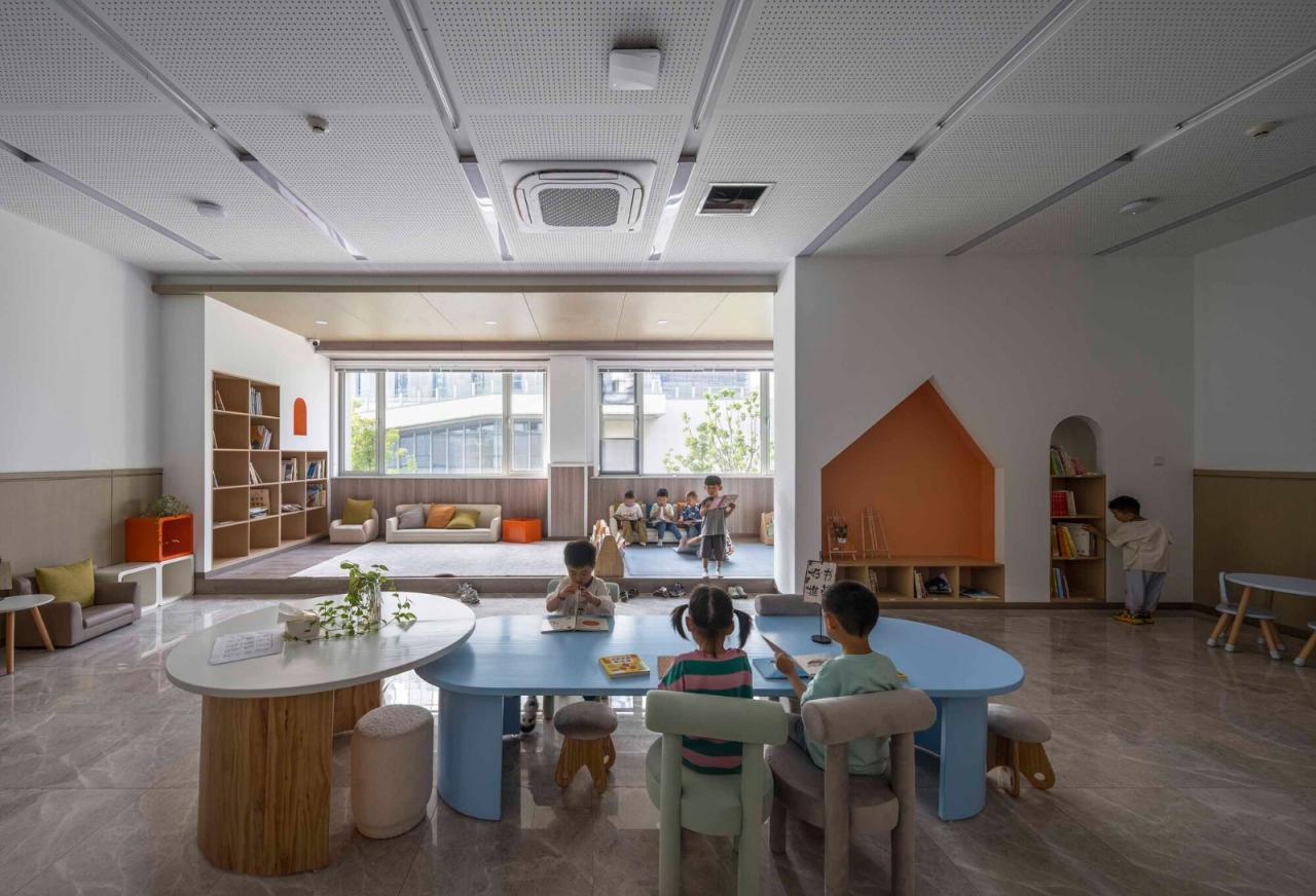 BIM建筑|靖江滨江新城长阳邻里中心 / 南大建筑钟华颖工作室