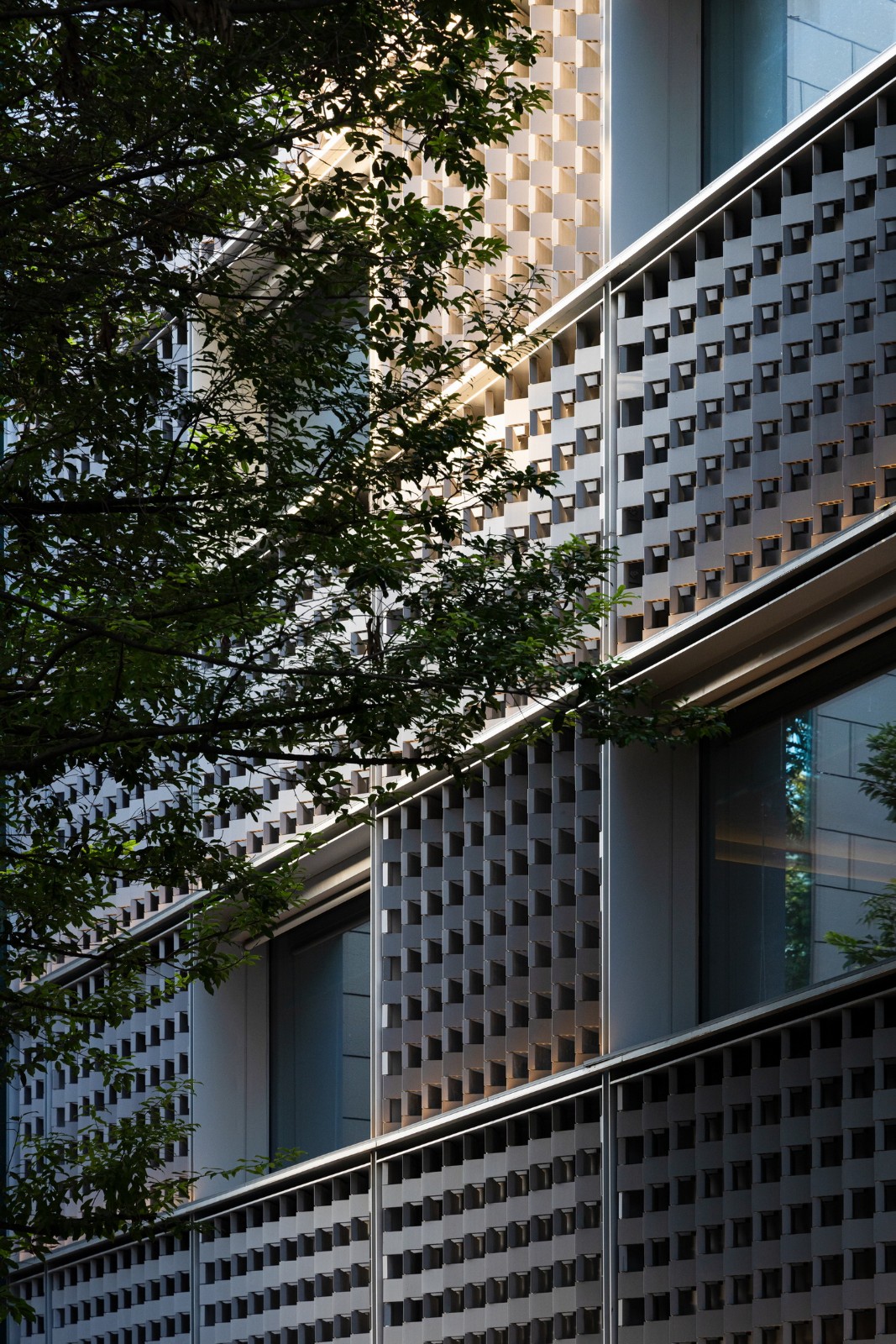 BIM建筑|南京鼓楼锦上 OCC 餐厅 / BUZZ 建筑事务所