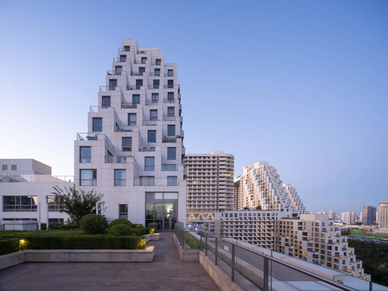 BIM建筑|秦皇岛海碧台二期全线建成 / 萨夫迪建筑事务所