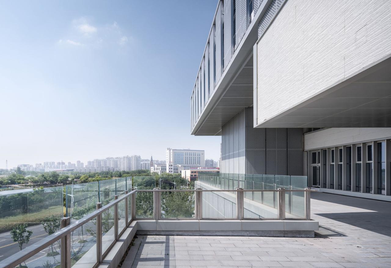 BIM建筑|靖江滨江新城长阳邻里中心 / 南大建筑钟华颖工作室