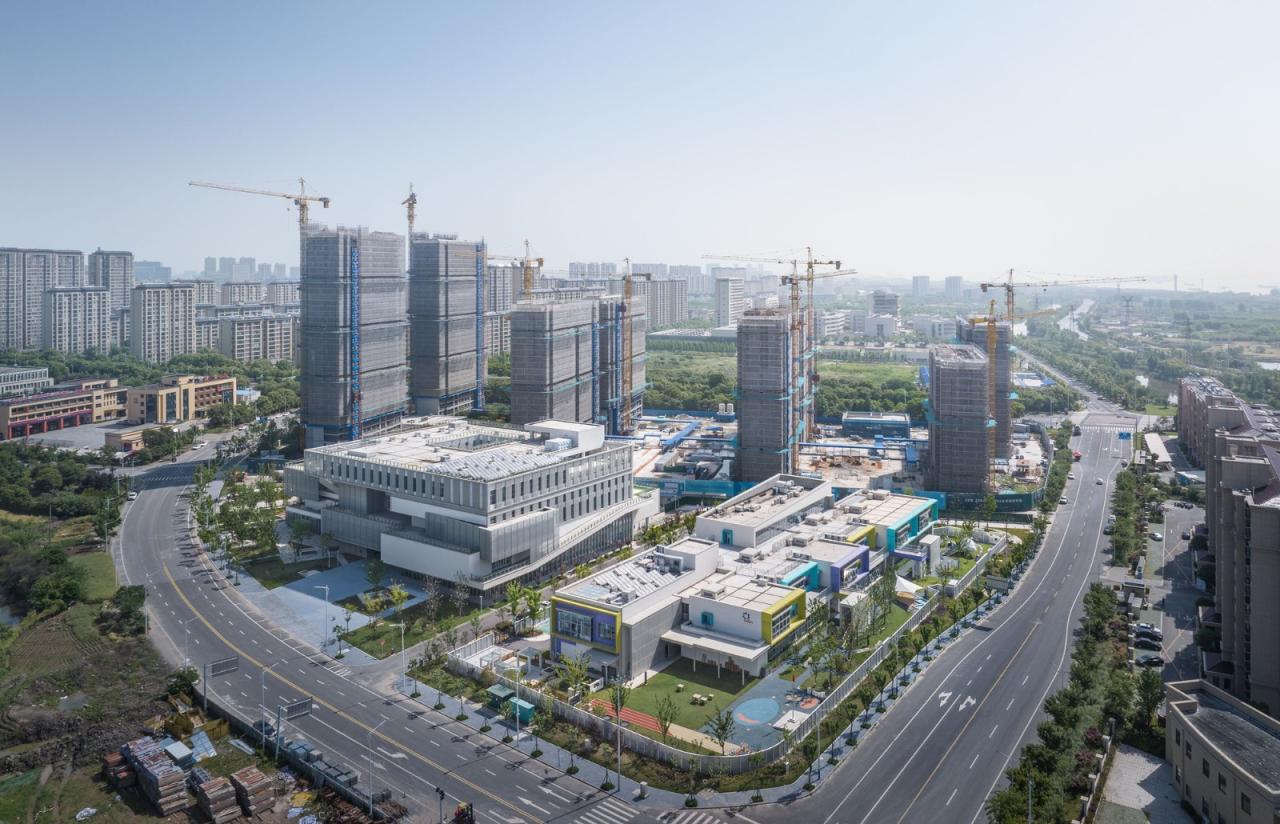 BIM建筑|靖江滨江新城长阳邻里中心 / 南大建筑钟华颖工作室