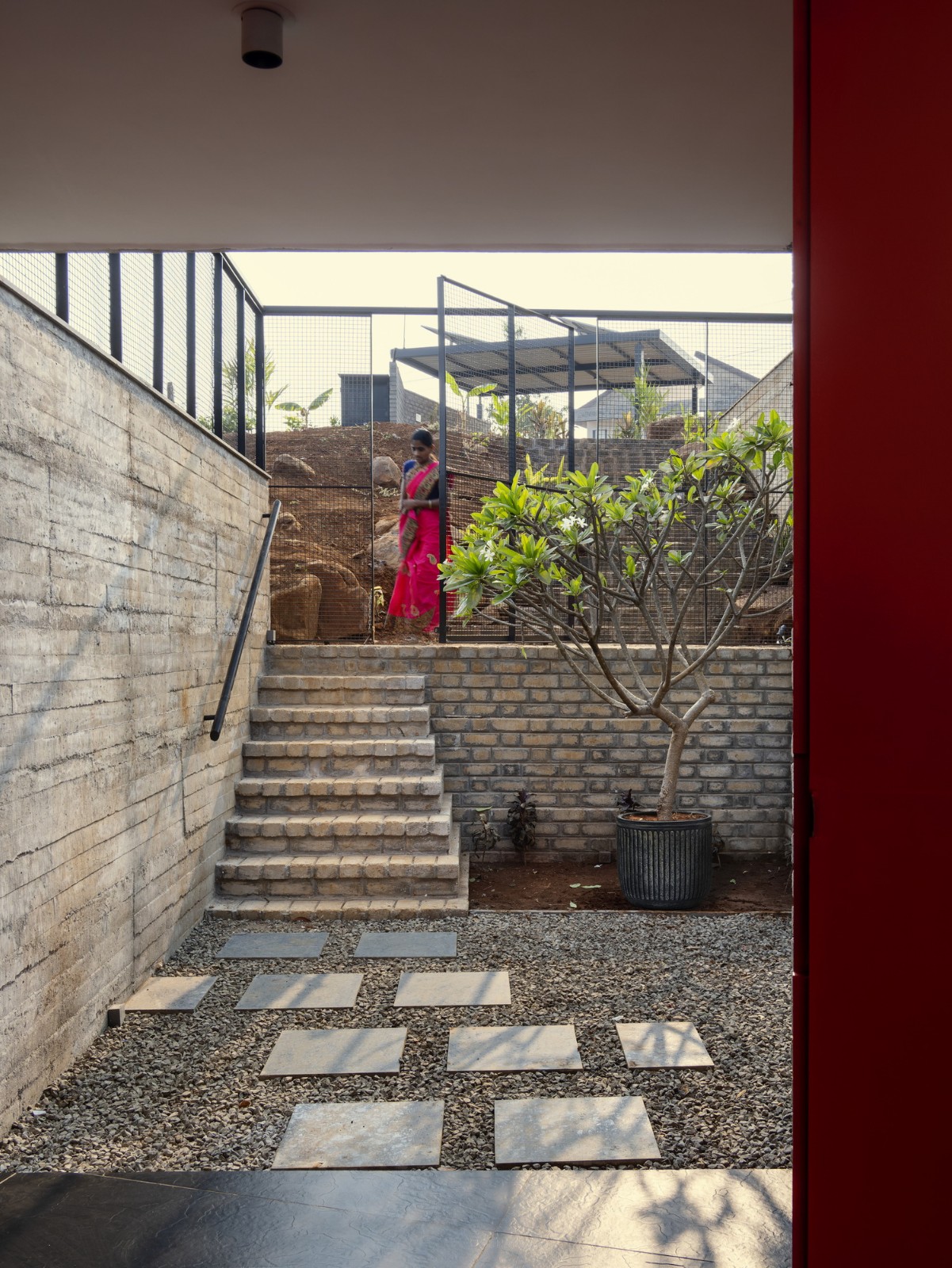 BIM建筑|斜屋 / Red Brick Studio