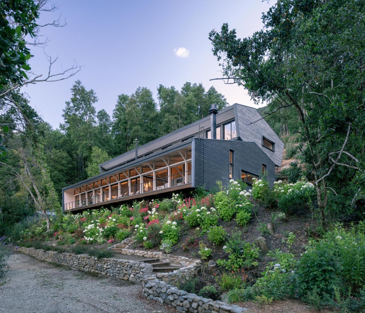 BIM建筑|纳蒙卡休小屋 / Schwember García-Huidobro Arquitectos