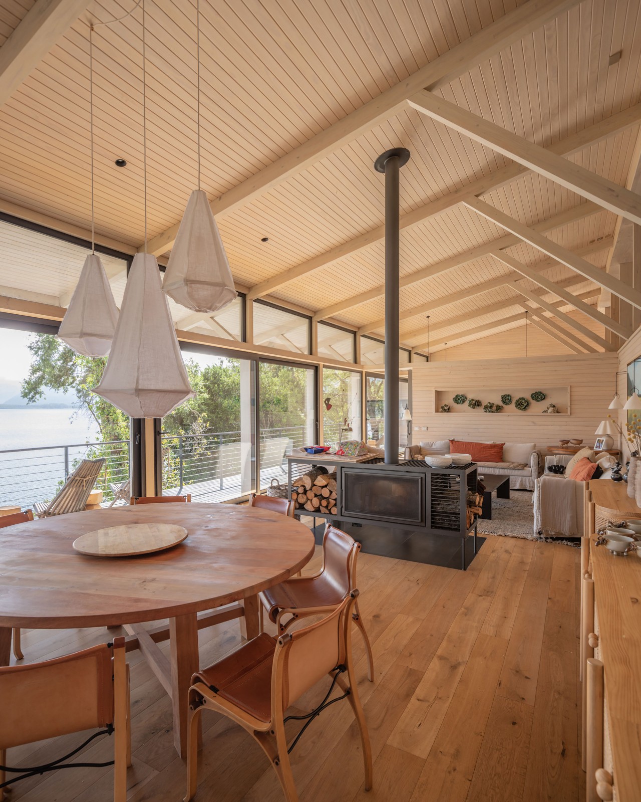 BIM建筑|纳蒙卡休小屋 / Schwember García-Huidobro Arquitectos