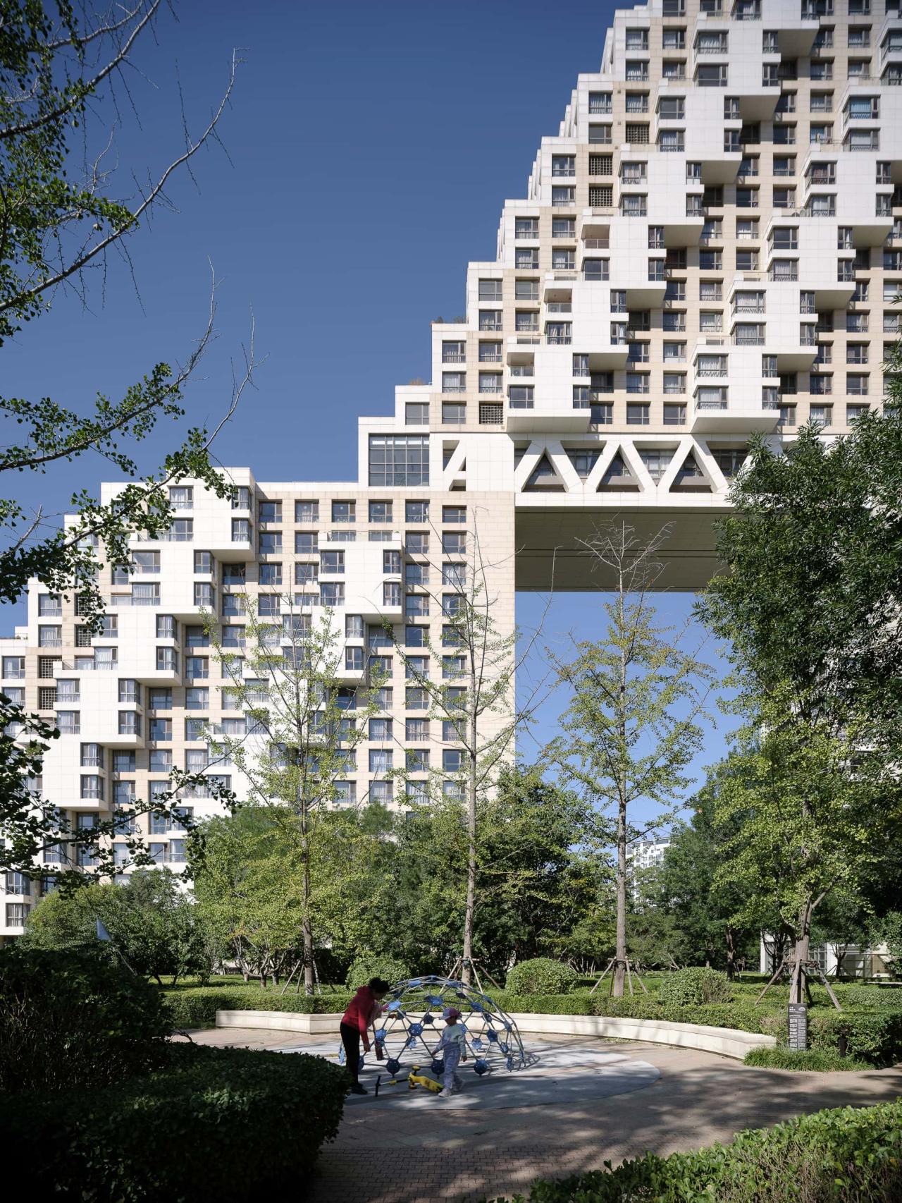 BIM建筑|秦皇岛海碧台二期全线建成 / 萨夫迪建筑事务所