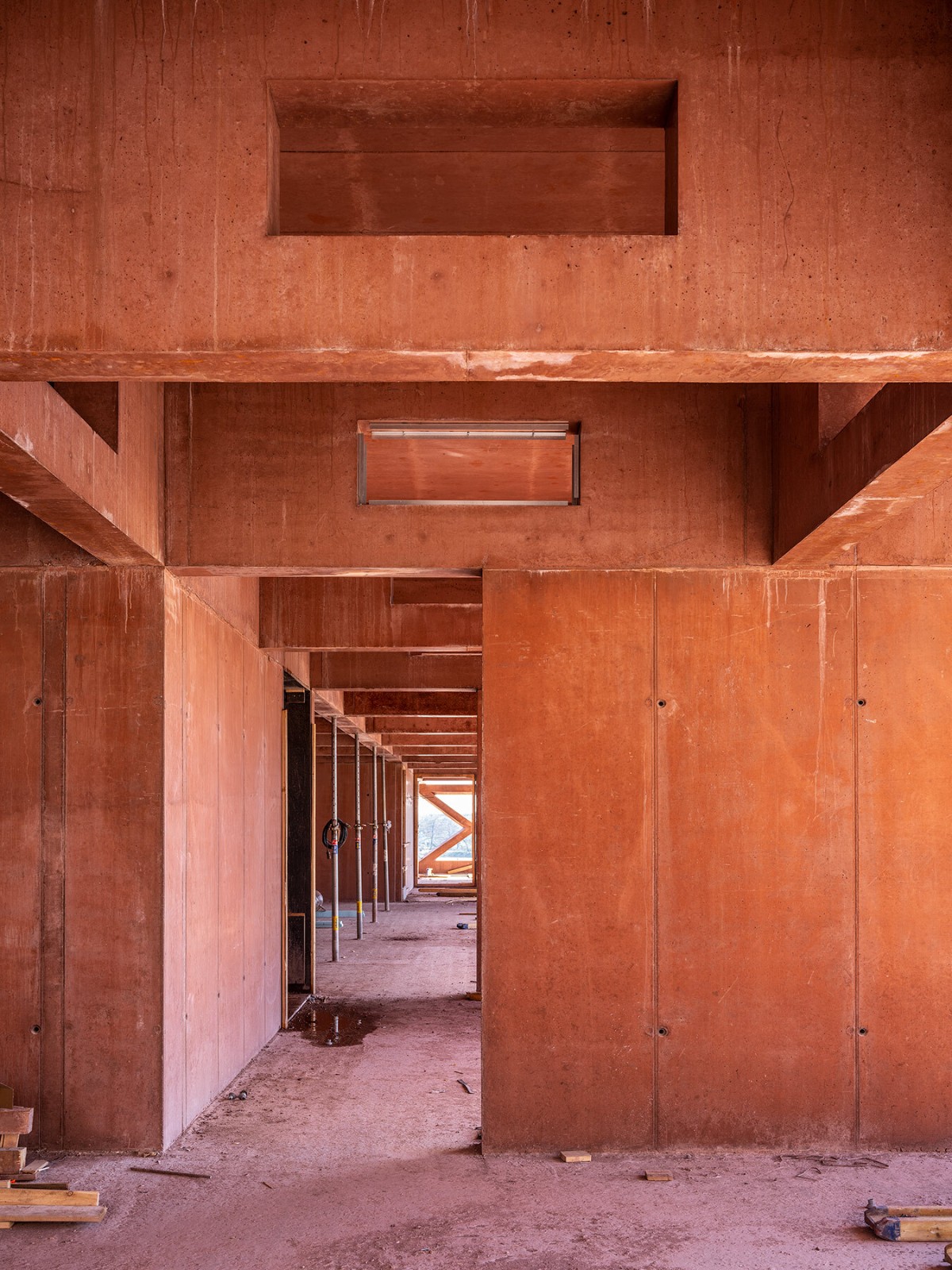 BIM建筑|帕尔杜比采 GAMPA、Sféra 建筑群与自动化工厂公共空间 / Šépka architekti