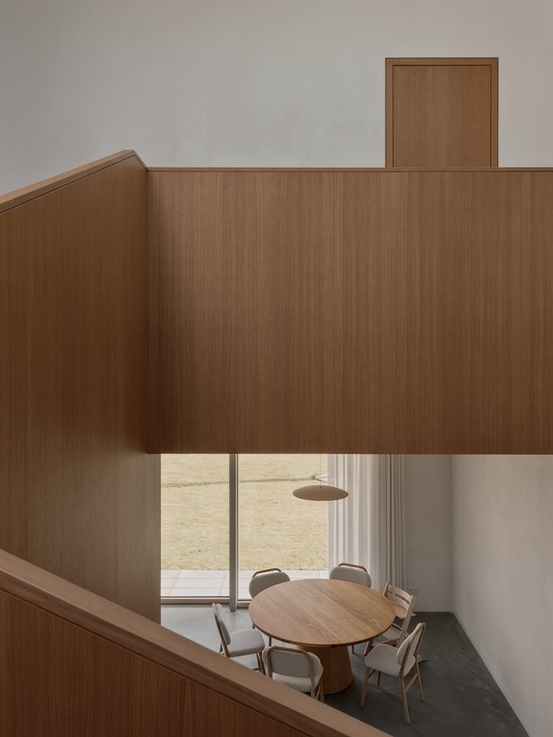 白桦林花园中的节能美学细节之处见匠心的度假屋设计