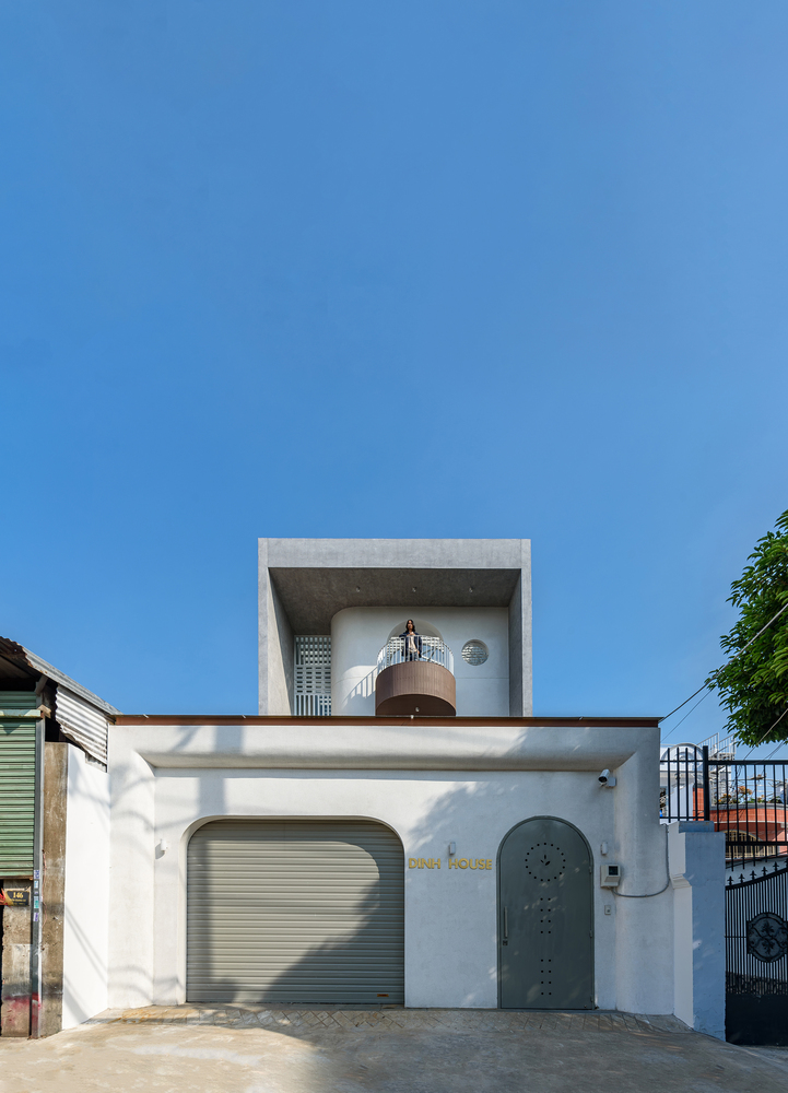 回归老街区的温暖森林露营灵感下的暮年居所别墅设计