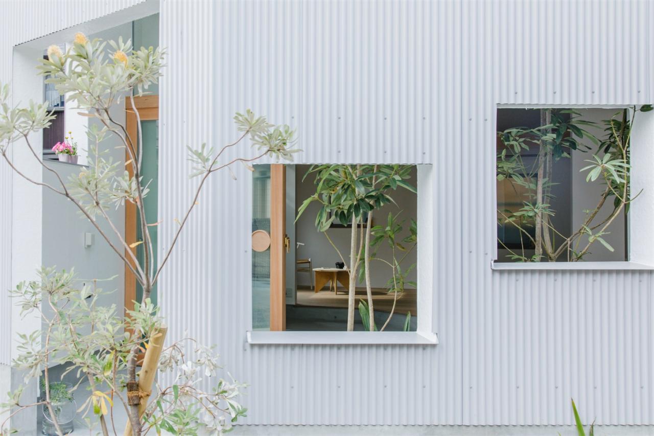 九宫格划分不规则五边形不同规格的开口日式住宅设计