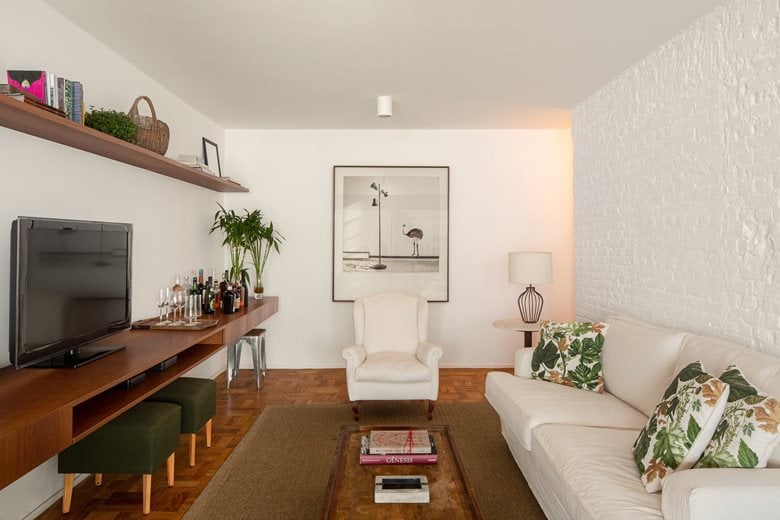 唤醒情感记忆重塑宁静生活简约质朴的别墅改造设计