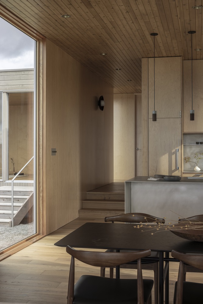 漂浮在草地上的冥想之屋禅意静修的度假屋设计