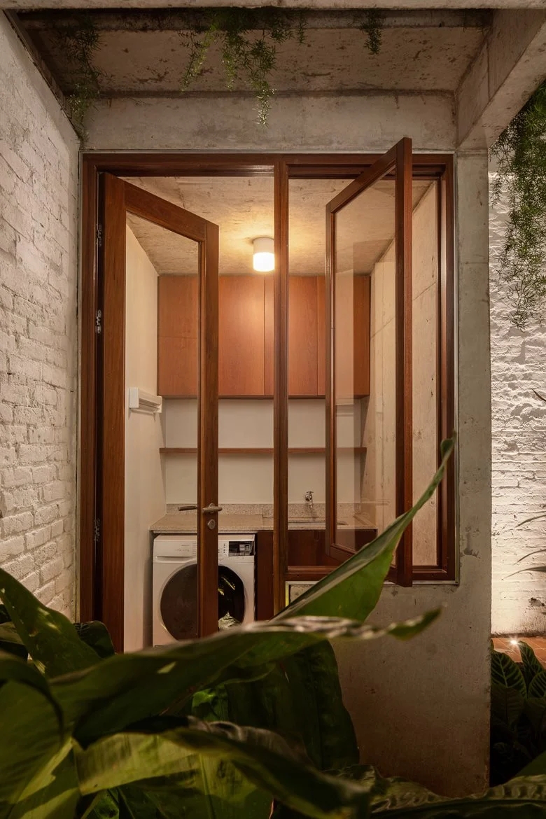 唤醒情感记忆重塑宁静生活简约质朴的别墅改造设计