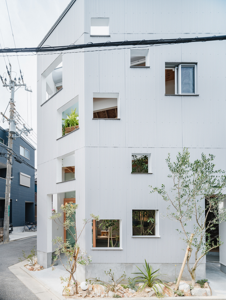 九宫格划分不规则五边形不同规格的开口日式住宅设计