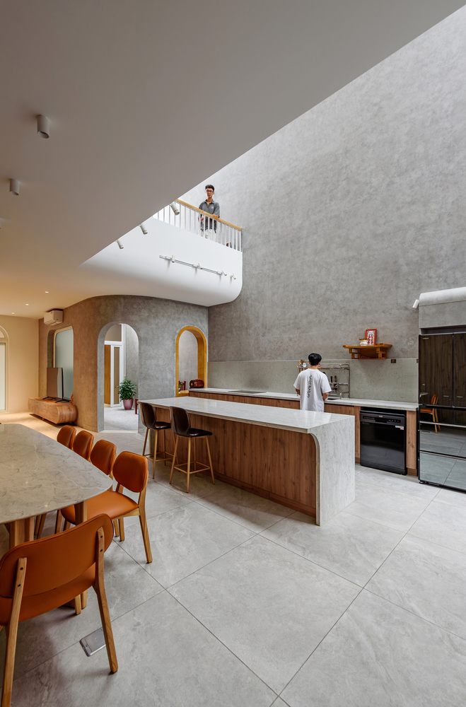 回归老街区的温暖森林露营灵感下的暮年居所别墅设计