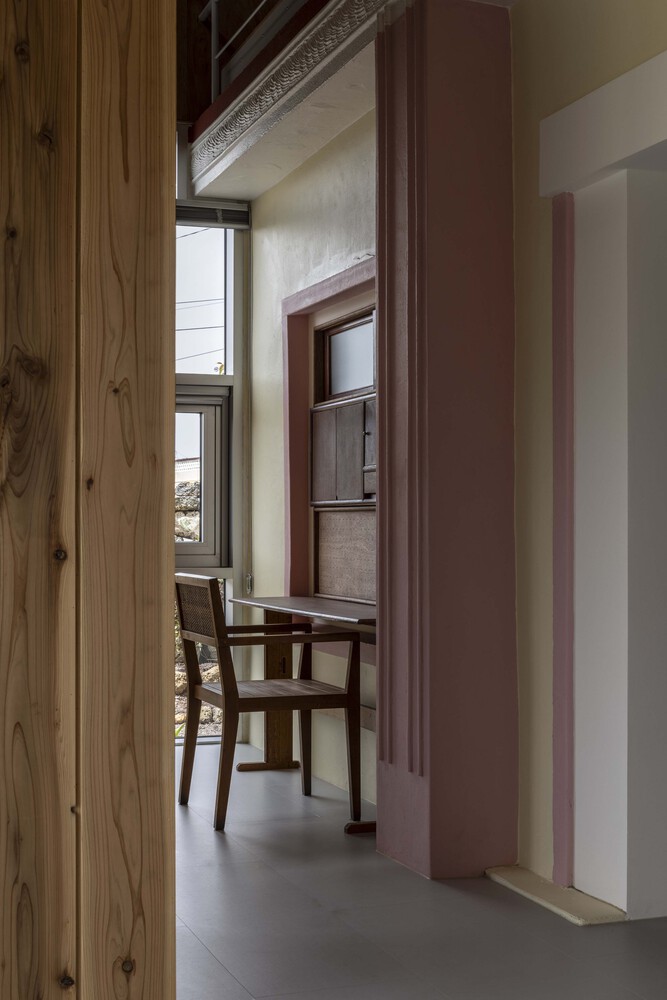 济州岛老房的新生新旧结构交织续写传统居住记忆的住宅设计