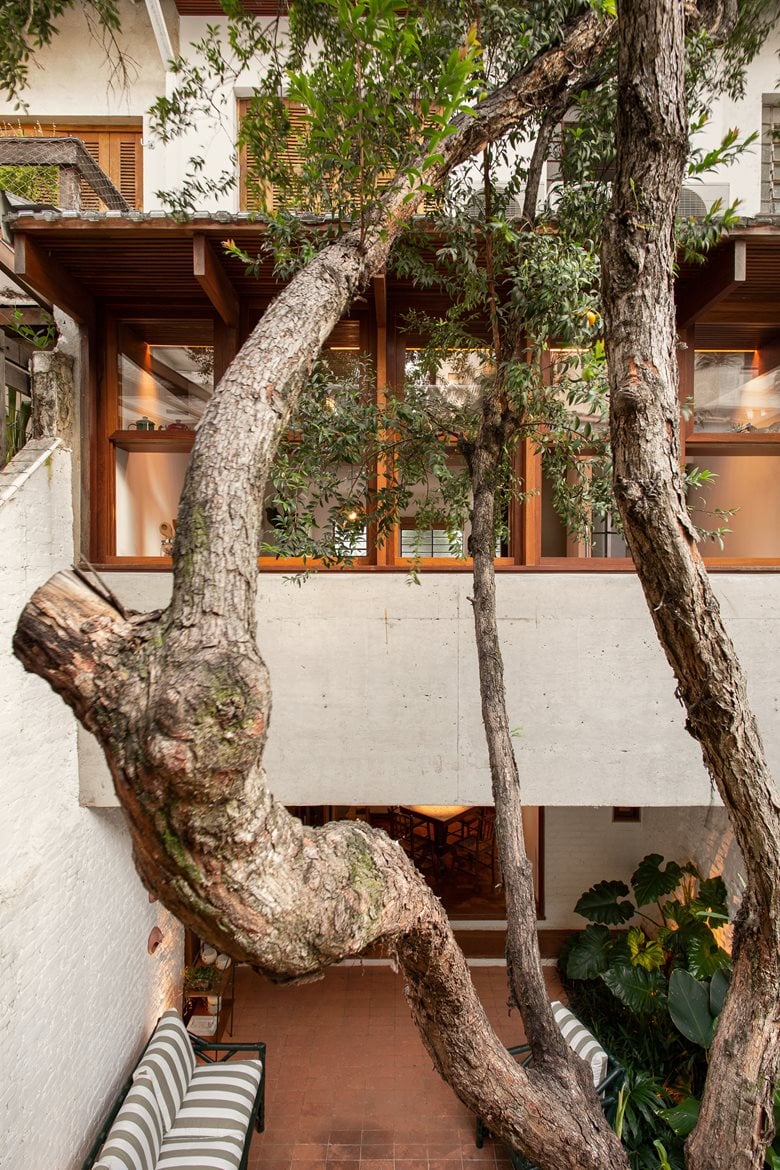 唤醒情感记忆重塑宁静生活简约质朴的别墅改造设计