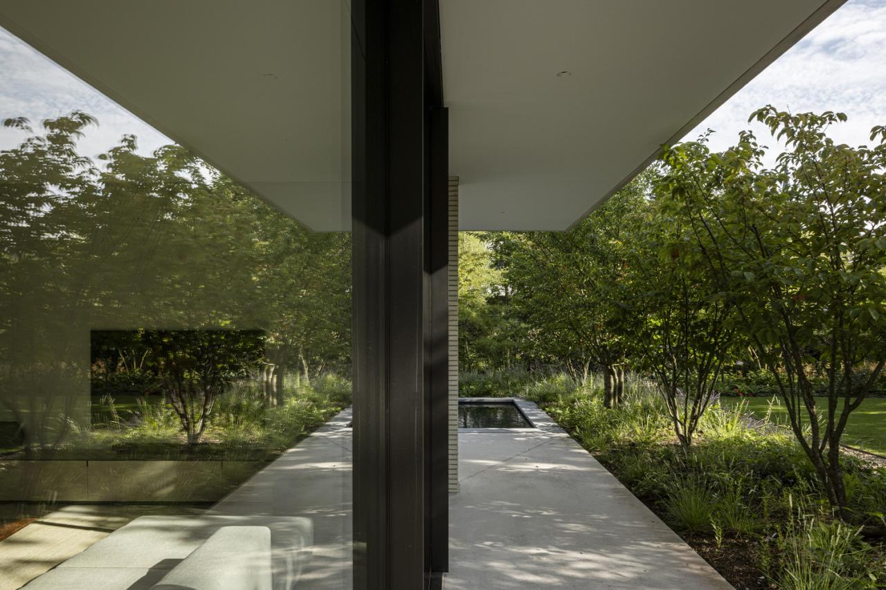 邂逅荷兰海岸隐匿别墅：一场自然、建筑与艺术的盛宴设计