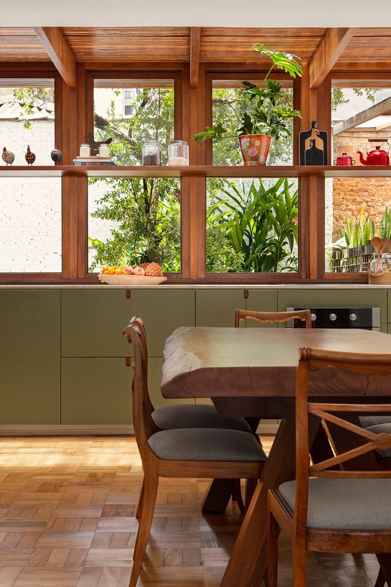 唤醒情感记忆重塑宁静生活简约质朴的别墅改造设计