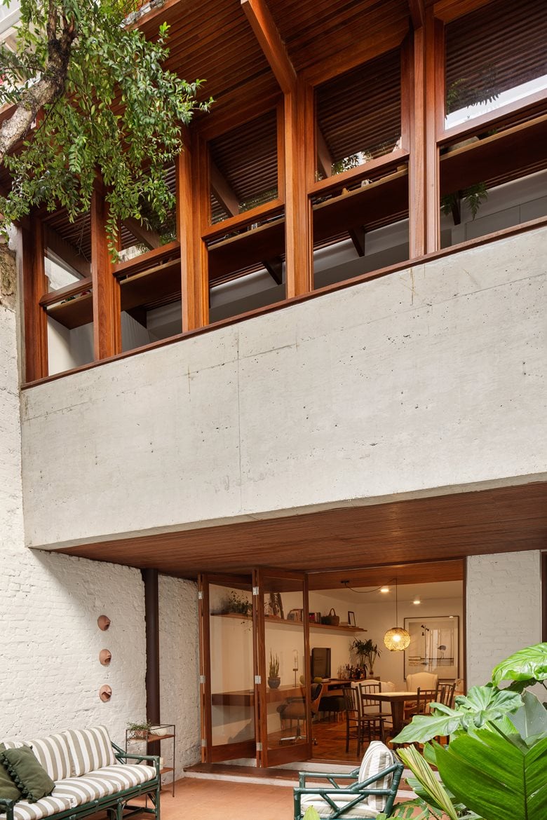 唤醒情感记忆重塑宁静生活简约质朴的别墅改造设计