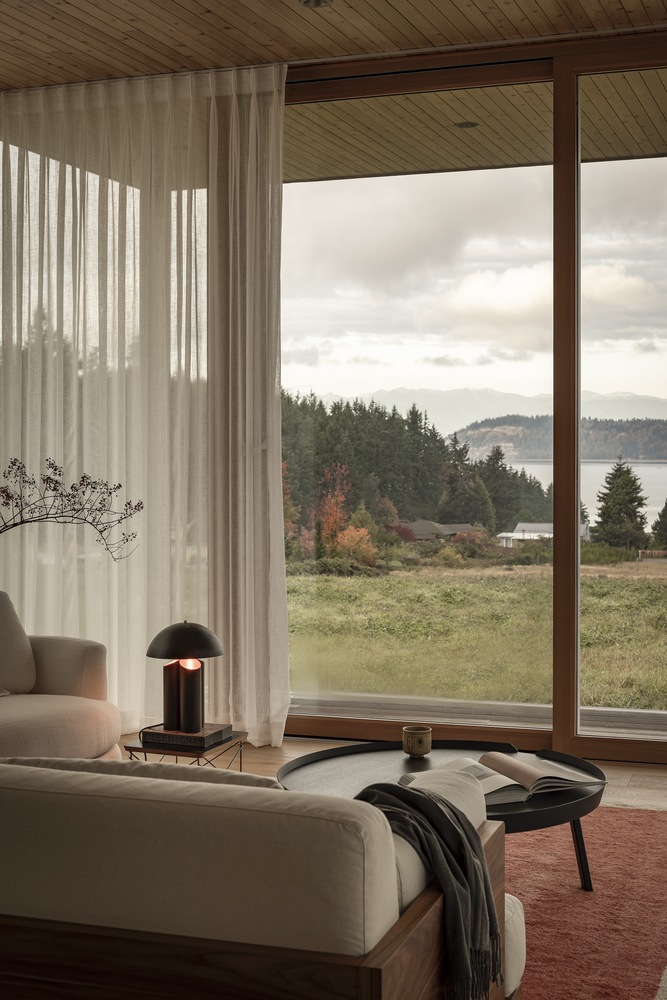 漂浮在草地上的冥想之屋禅意静修的度假屋设计