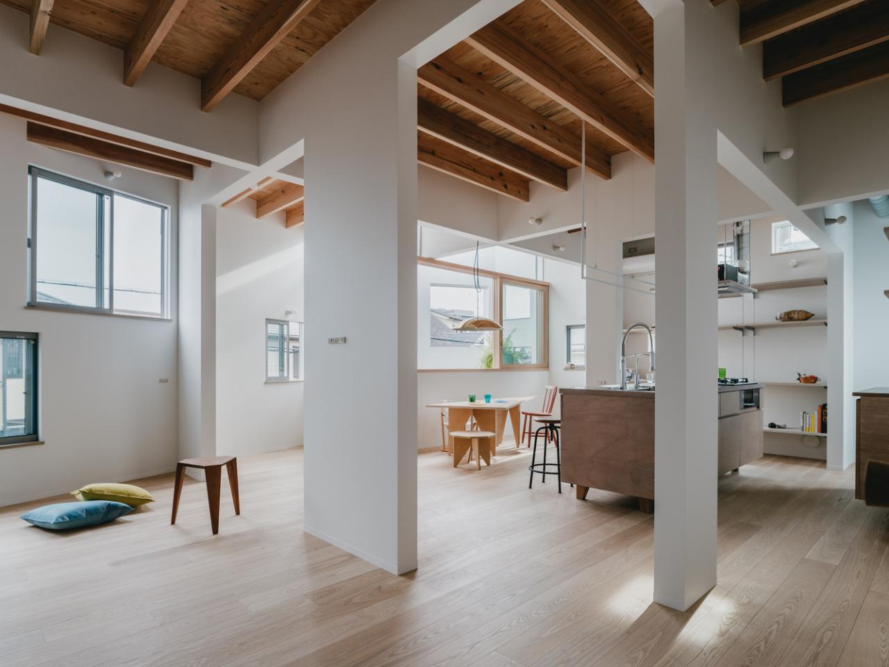 九宫格划分不规则五边形不同规格的开口日式住宅设计