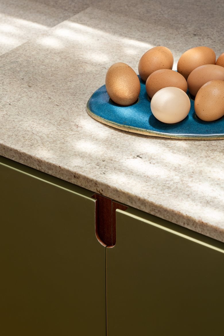 唤醒情感记忆重塑宁静生活简约质朴的别墅改造设计