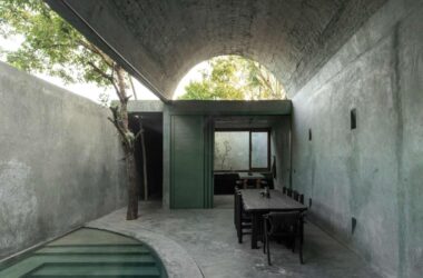 从天然井与洞穴汲取灵感光影交织下感知时间的度假屋设计-BIM建筑网