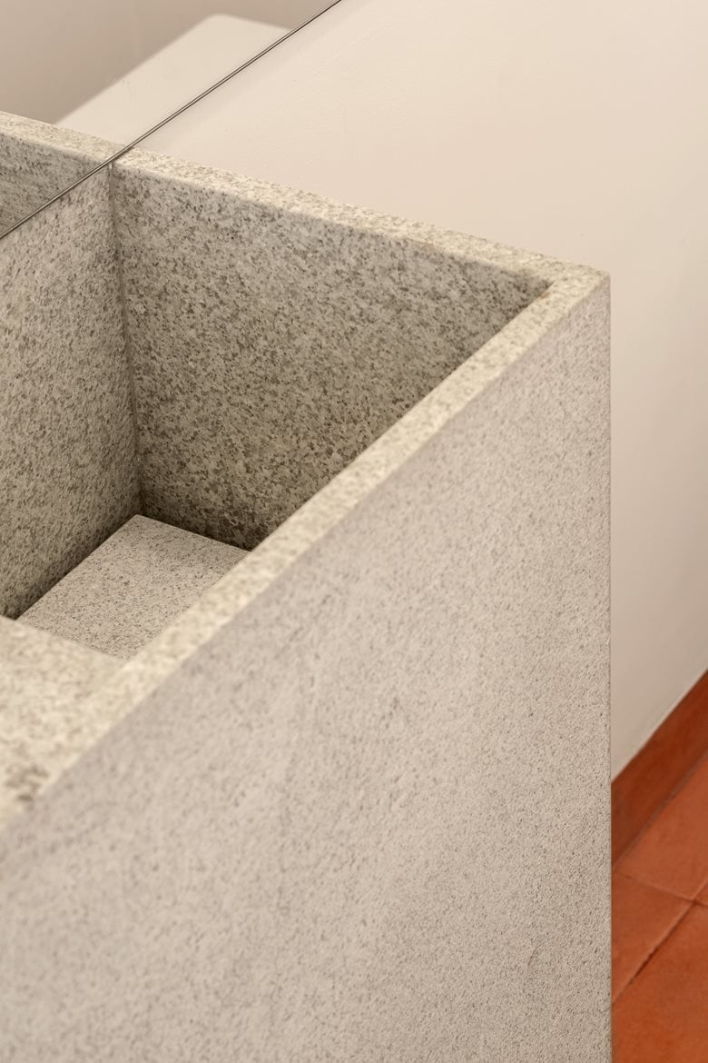 唤醒情感记忆重塑宁静生活简约质朴的别墅改造设计