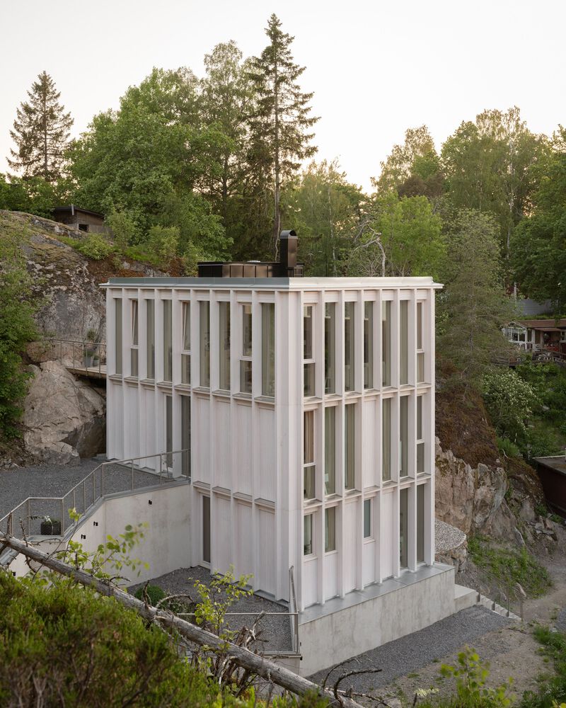 海峡边建筑奇迹挑战地形打造绝美视野的木质别墅设计