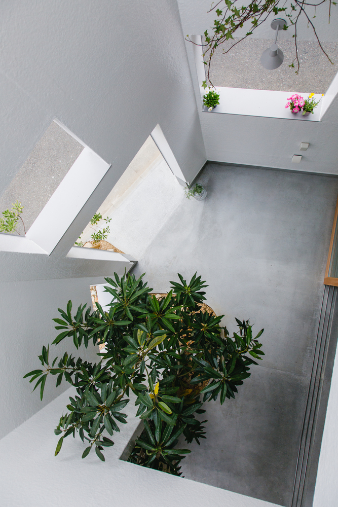 九宫格划分不规则五边形不同规格的开口日式住宅设计