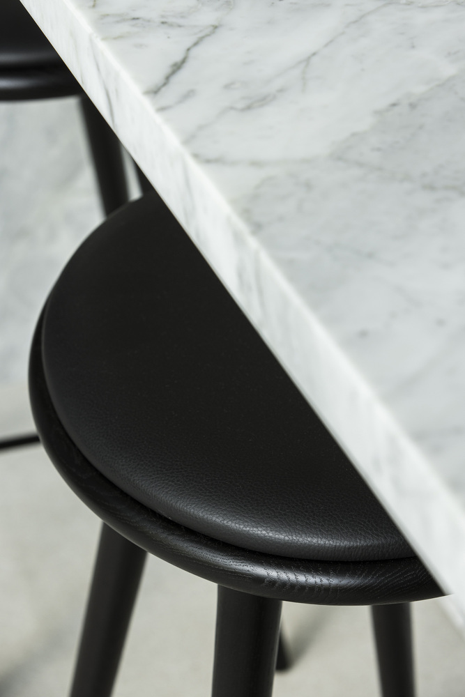 邂逅荷兰海岸隐匿别墅：一场自然、建筑与艺术的盛宴设计