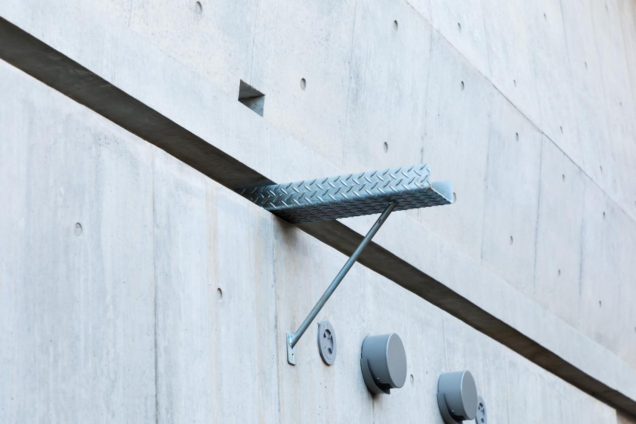 混凝土与木材交织的独特神秘体验静谧栖居的住宅设计