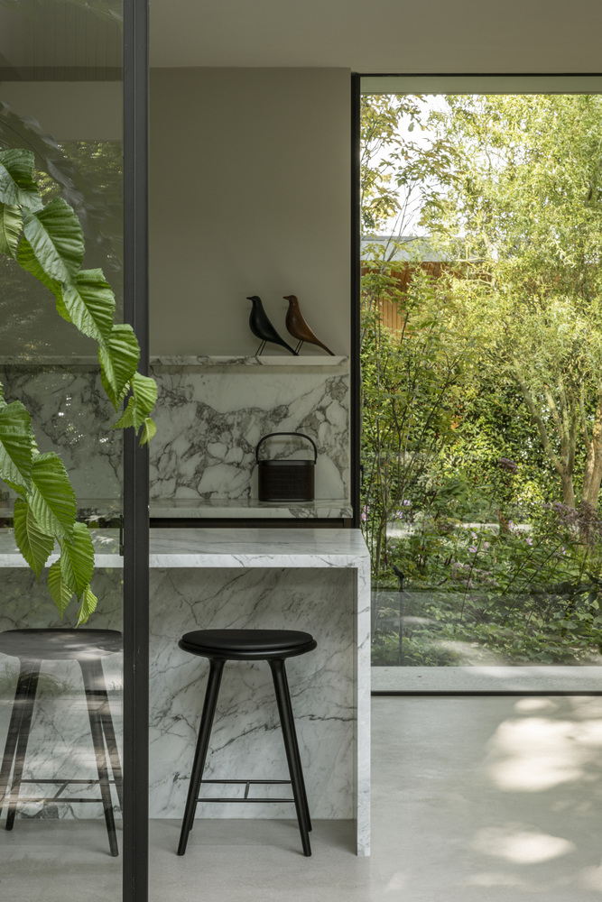 邂逅荷兰海岸隐匿别墅：一场自然、建筑与艺术的盛宴设计