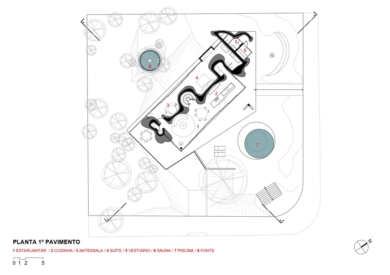 山脉与森林间的静谧自然与诗意的栖息度假别墅设计